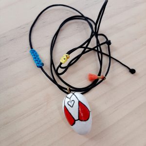 Ξύλινο μενταγιόν μπικίνι